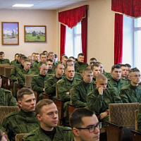 Урок мужества в 83 оиаэп