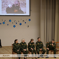 Военные медики встретились со школьниками и рассказали о своём уникальном опыте