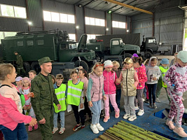 В гостях у военных автомобилистов