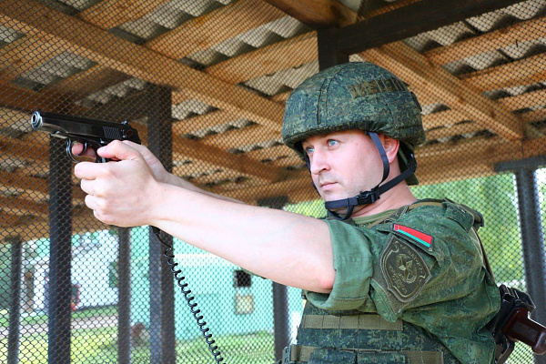 Занятия по огневой подготовке с личным составом 11 омбр