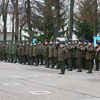 В 83 оиаэп состоялся ритуал прощания командира с Боевым Знаменем