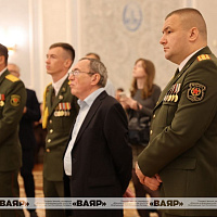 Личный состав военного информационного агентства «Ваяр» посетил с экскурсией Дворец Независимости