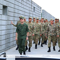 Военнослужащие Республики Узбекистан посетили мемориальный комплекс «Тростенец»