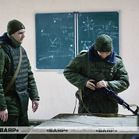 На одном из полигонов страны продолжаются занятия с военнообязанными, призванными из запаса
