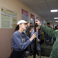 В рамках военно-патриотического воспитания