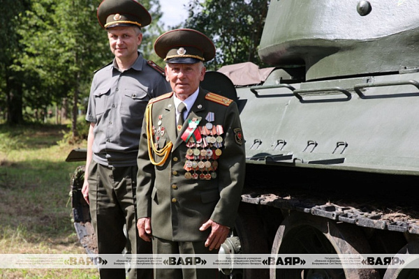 Оболь встречает «Марш Победы»