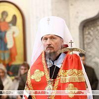 Торжественное вручение иконы святого великомученика Димитрия Солунского