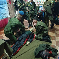 Курсанты-медики в гостях у школьников