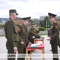На площади Государственного флага  прошёл выпуск лейтенантов военно-медицинского института в БГМУ
