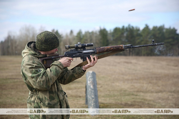 Занятия по огневой подготовке с военнослужащими 120 омбр