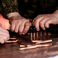 Занятия по огневой подготовке с курсантами Военной академии