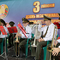 Концерт в сквере Мулявина