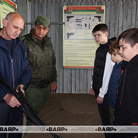 Воспитанники детского военно-патриотического лагеря посетили 74 опс