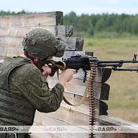 Занятия по боевой подготовке с личным составом 120–й отдельной гвардейской механизированной бригады