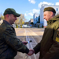 Торжественный митинг в 56 опс