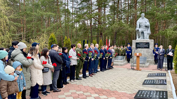 Почтили память воинов-кыргызстанцев, освобождавших Беларусь от немецко-фашистских захватчиков