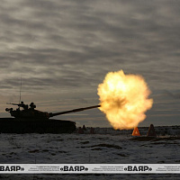 Военнослужащие 120 омбр выполнили упражнение стрельб штатным выстрелом из танка