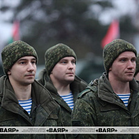 Торжественное вручение техники связи в 619 бхрмусс