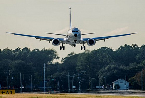 Компания Boeing передала ВС Великобритании первый самолет P-8A «Посейдон»