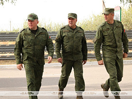 Министр обороны Беларуси генерал-лейтенант Виктор Хренин прибыл в учебный центр Лесище Министр обороны Беларуси генерал-лейтенант Виктор Хренин прибыл в учебный центр Лесище