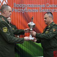 В войсках связи подведены итоги учебного года