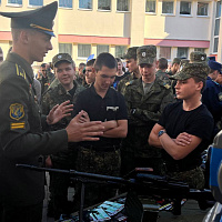 В Национальном образовательно-оздоровительном детском центре «Зубренок» прошла акция «Готовы Родине служить»