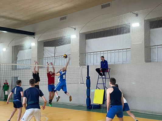 Волейбольным баталиям дан старт