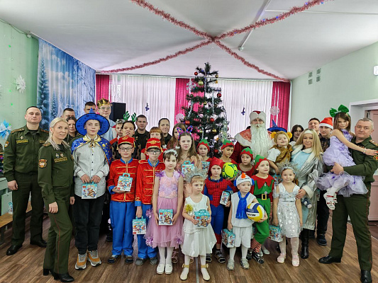 Военнослужащие 72 ОУЦ приняли участие в акции «Наши дети» 