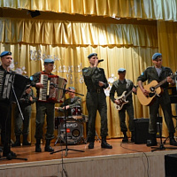 Участники творческого патриотического марафона «Цветы Великой Победы» посетили агрогородок Хотыничи