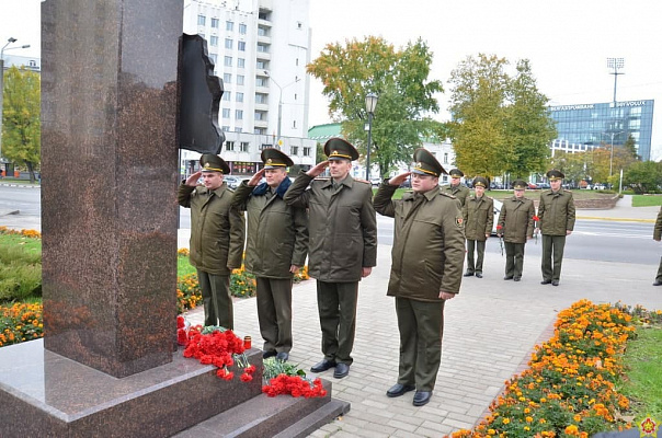 Почтили память героя