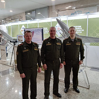 Белорусские военнослужащие приняли участие в выставке, посвящённой Дню белорусской науки