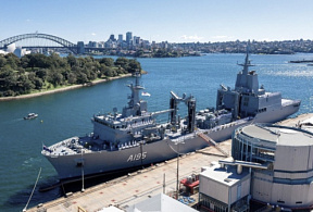 ВМС Австралии приняли на вооружение транспорт снабжения A195 «Супплай»