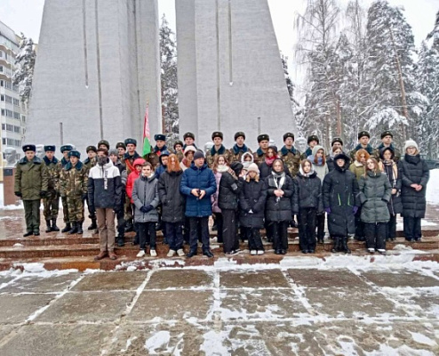 Память священна