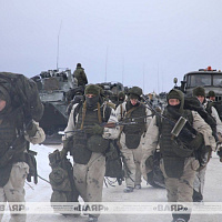 Подразделение механизированной бригады Западного оперативного командования прибыло в район сосредоточения