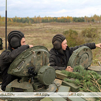  С одним из танковых батальонов ЗОК проводится батальонное тактическое учение
