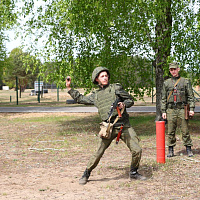 Гвардейцы 11 омбр совершенствуют полевую выучку