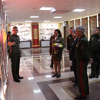 Военная академия приняла почётных гостей