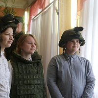 Военнослужащие в гостях у школьников