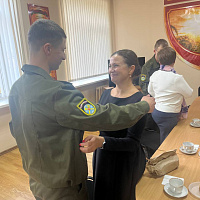 Представители 31 нтц поздравили женщин с Днём матери