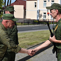 Военнообязанные, участвующие в учении с военными комиссариатами Гродненской области, приняли Военную присягу