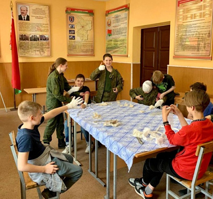 Воспитывая патриотов