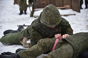 Занятия по тактической медицине прошли в 48 об РЭБ