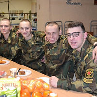 Новый год в казарме – праздник креатива и позитива	