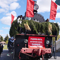 Праздничные мероприятия у мемориального комплекса «Курган Славы»