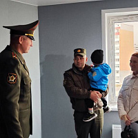 В новом жилом доме в Могилёве 21 семья военных получила ключи от арендного жилья