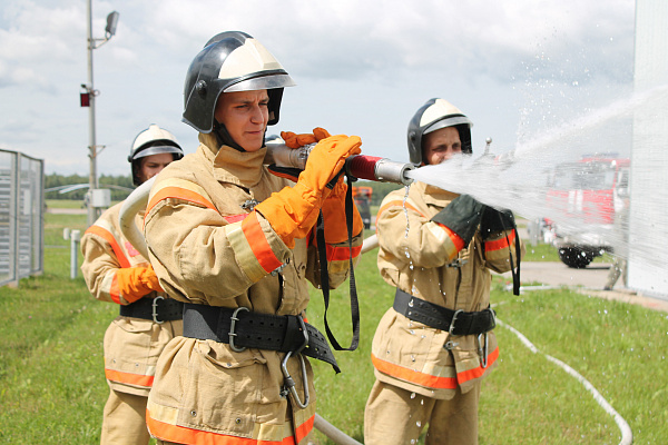 На линии огня…