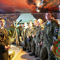 Под звуки Президентского оркестра…