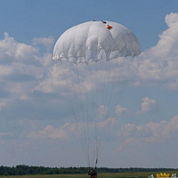 С неба — на воду!