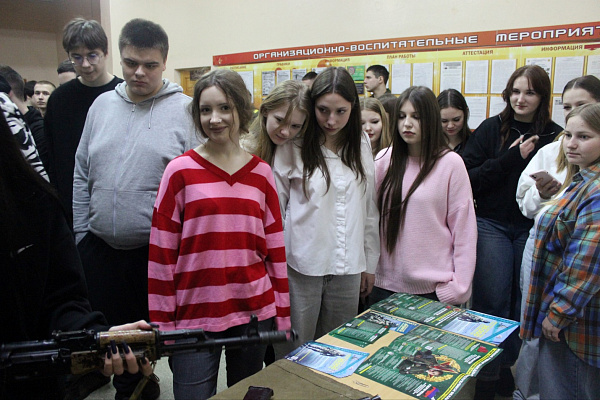 Военнослужащие 111 абр провели профориентационную работу