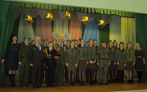 В одной из школ Борисова прошло торжественное мероприятие «Служу Отечеству»